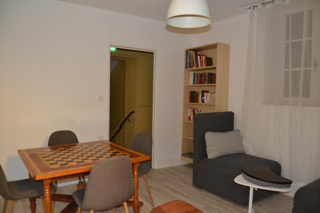 Hotel Du Lion Vert Luxeuil-les-Bains Buitenkant foto